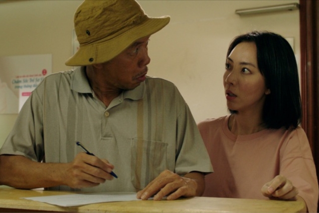 con nhót mót chồng